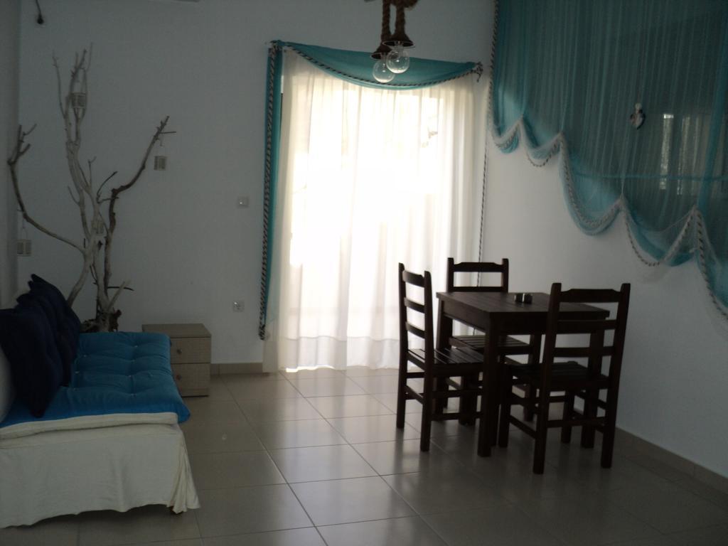 Vila Kosteli Himara Szoba fotó